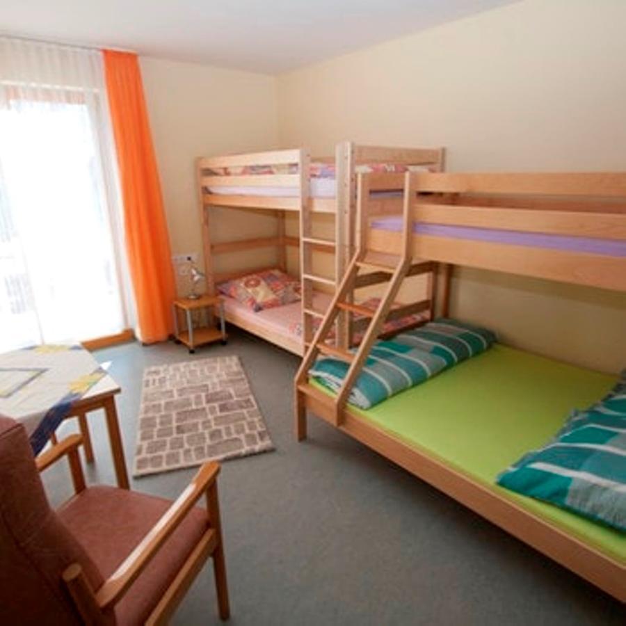 Rhoen Panorama Hostel Poppenhausen Bagian luar foto